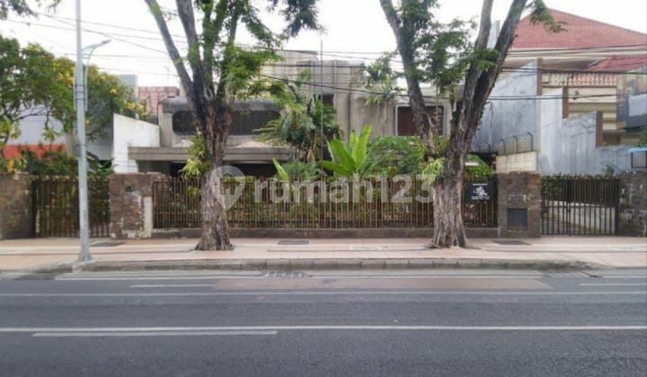 Rumah Raya Darmo Strategis Nol Jalan