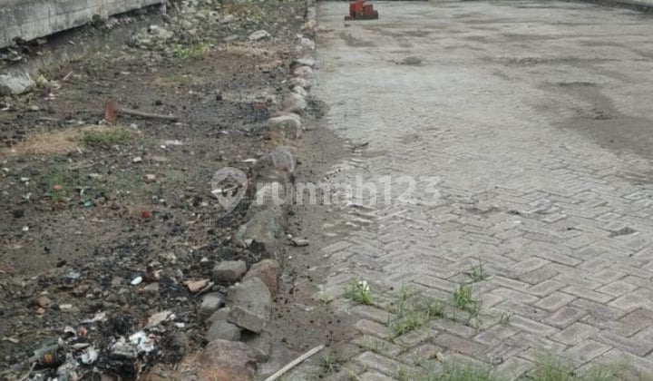 Strategic Osowilangon Indah Pond Plots