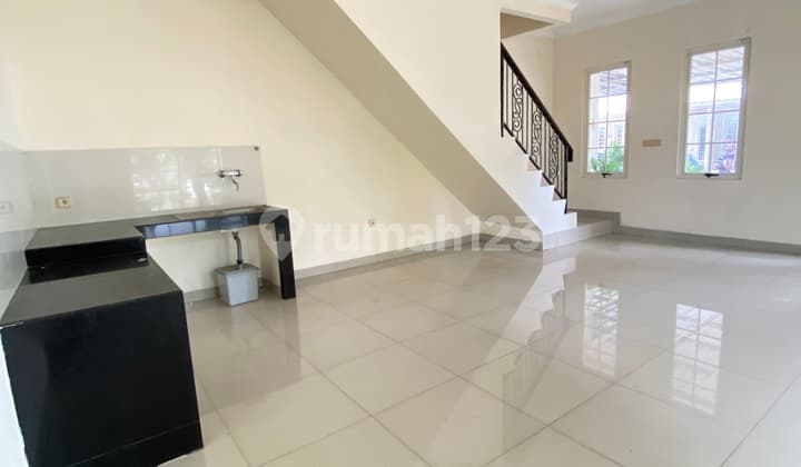 Sewa Rumah Hoek Ready Siap Huniii Cluster Oke