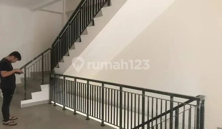 Disewkaan Ruko Siap Huni di Green Lake Cityyy