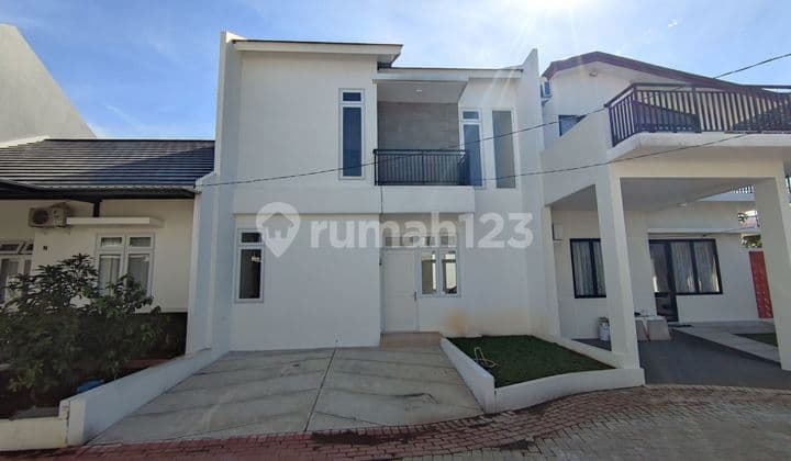 Rumah Tengah Kota View Gunung dekat Kinderfield dan Jl Pajajaran
