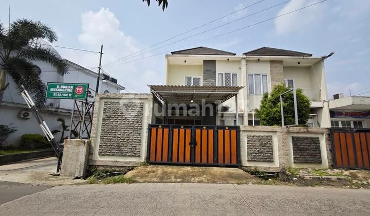 Rumah Bumi Pertiwi tembus Jl Karadenan dkt Stasiun Cilebut