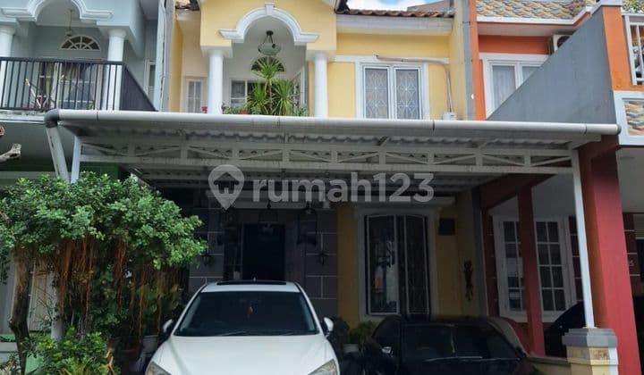 Rumah 2 Lantai JUAL CEPAT, Atap Baring , Jendela Full Teralis, Semi Furnish, Citra Grand Cibubur