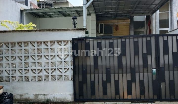 Jual Cepat..rumah Minimalis Modren Berpagar, Sudah Di Renov Cibubur Country Cibubur