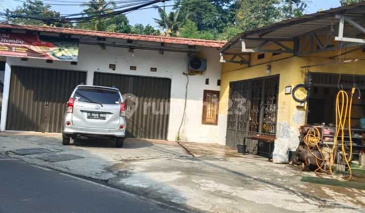 Inveatasi Menguntungkan Jual Rumah Dan 2 Ruko Cocok Untuk Tempat Usaha Lokasi Strategis Di Jalan Utama. Cilangkap Jakarta Timur