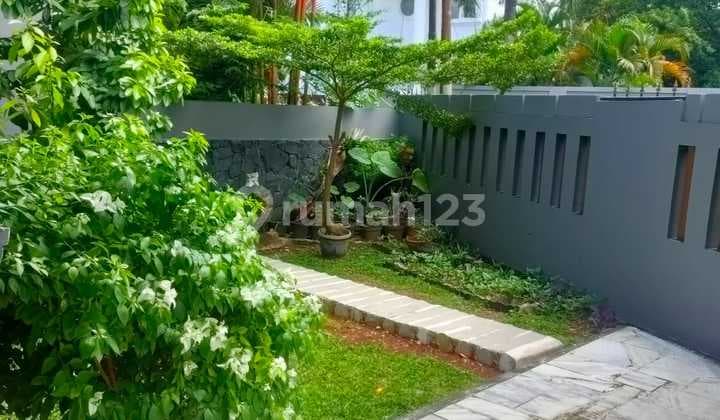 Nice House, in the Praja Area, Behind Al Azhar School