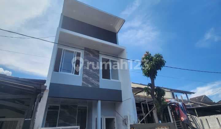 Dijual rumah Baru Modern Minimalis di Kopo permai Bandung