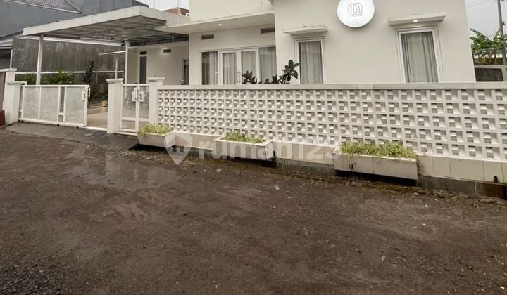 Rumah Minimalis Cantik di Komplek Sumedang Bandung