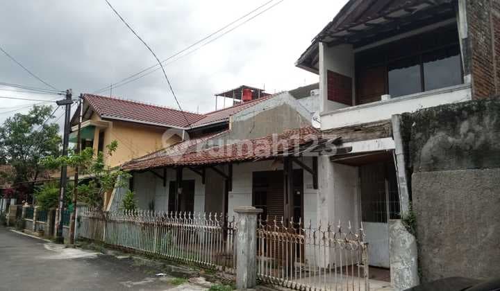 Jual Rumah Lama Hitung Tanah di Riung Bandung