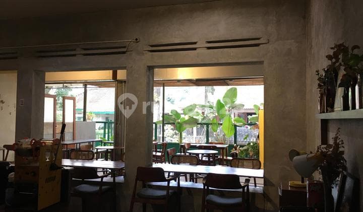 Rumah Sayap Dago bandung cocok untuk usaha dan tinggal