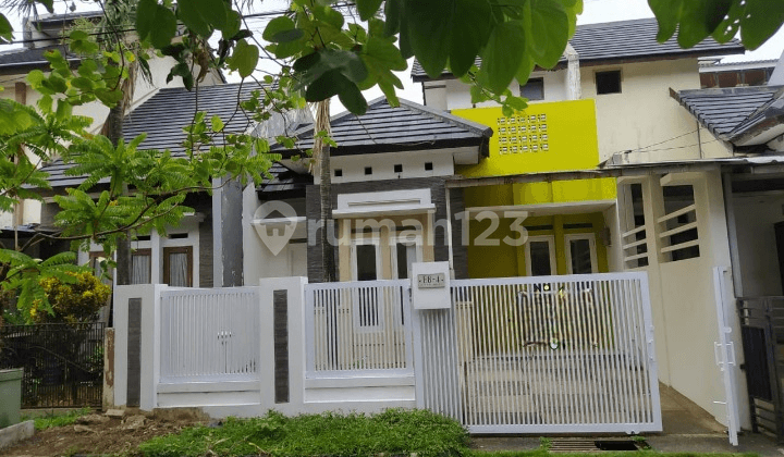 Rumah siap huni di komplek buah batu regency bandung