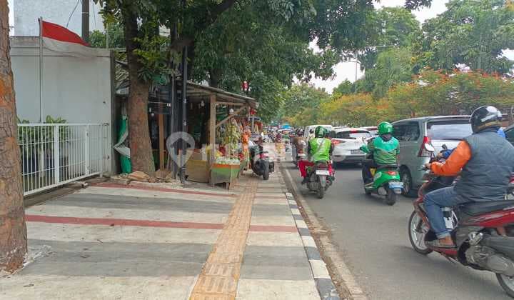 Rumah Lama Hitung Tanah di Terusan Jakarta Antapani Bandung