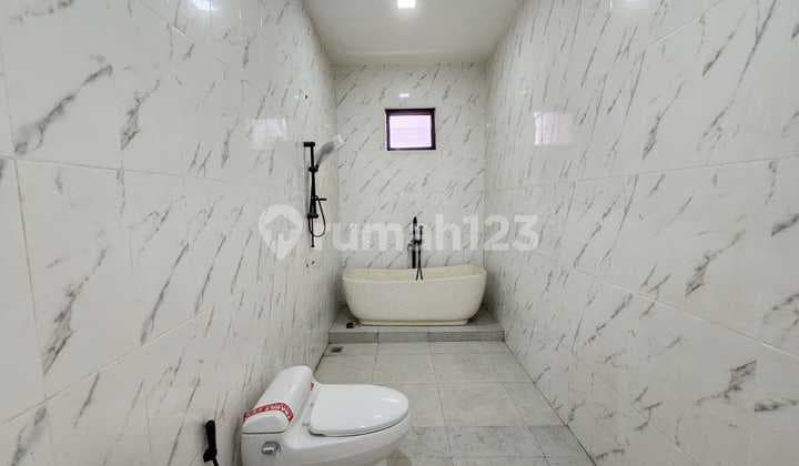 Rumah Citra 2 Ext Brand New Mewah Modern 10x20m2 3 Lantai Langka