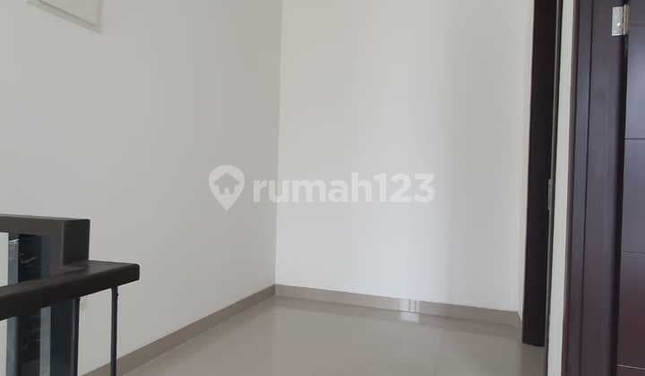 Rumah Springville Pik 2 8x15m2 2 Lantai Semi Furnished Siap Huni