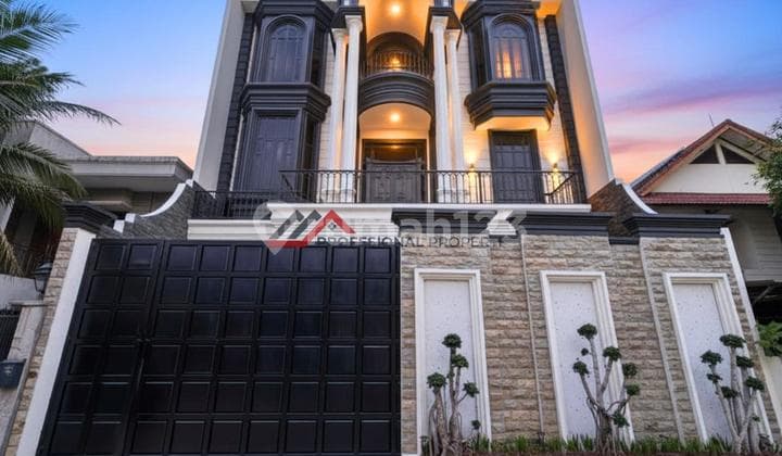 New Luxury Material House, Quiet Environment Near Kemang Area