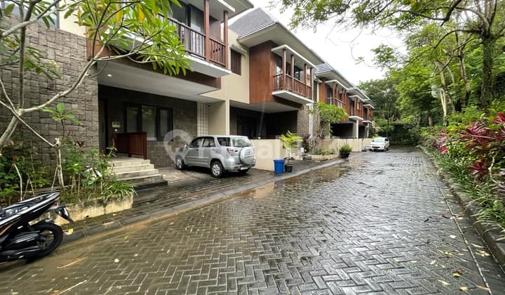 3 Bedroom House in a Residential Complex with a Strategic Location in Jimbaran