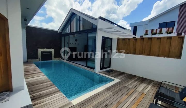 Villa Mewah Modern Dijual Jarak Jalan Kaki Ke Pantai Nyanyi