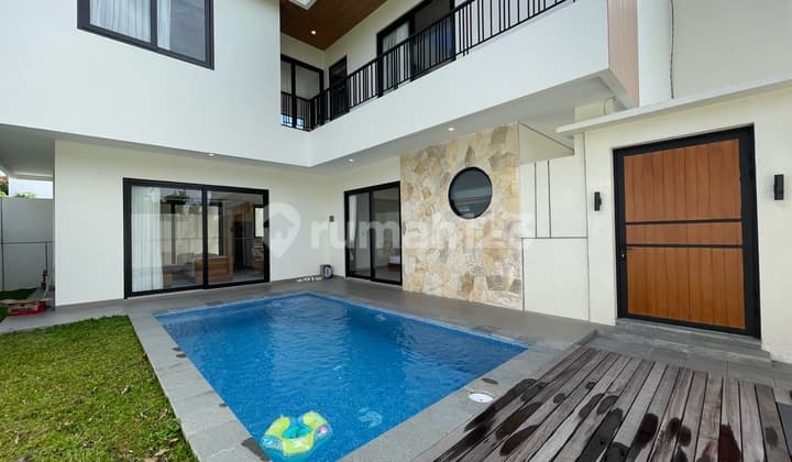 New Tropical Villa, 3 Ready-to-Occupy Rooms, Flood-Free, Peaceful Atmosphere