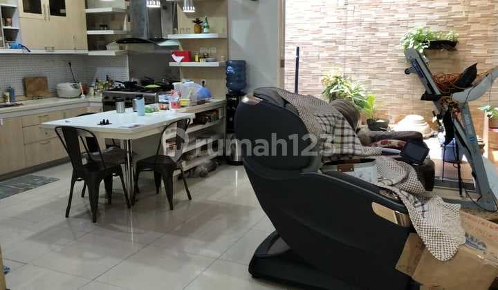 Dijual Rumah Johar Hijau Bgm
