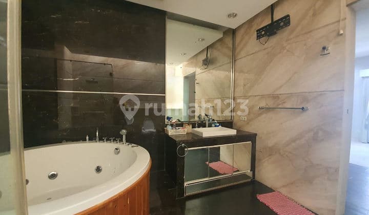 For Sale Luxury House in Layar Permai Pik