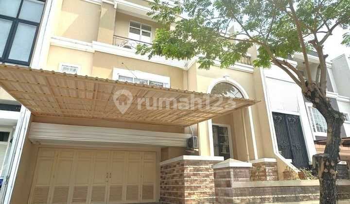 Rumah Semi Furnished SHM di Florence Pik, Jakarta Utara