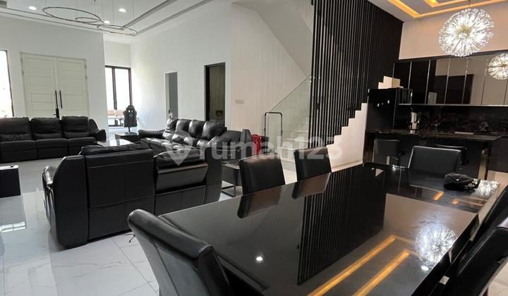 Rumah Bagus Semi Furnished SHM Pluit, Jakarta Utara