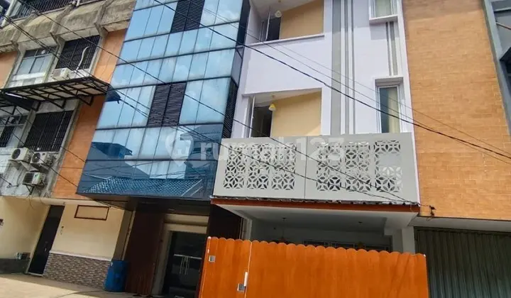 Boarding House Near Gajah Mada and Harmoni, Central Jakarta