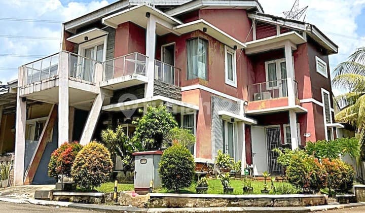 Rumah Hoek Cluster Van Gogh Legenda Wisata Nagrak Bogor