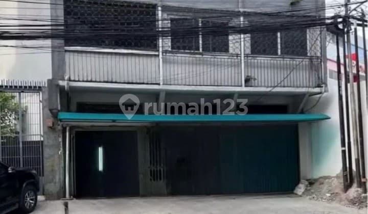 Strategic Shop House on Samanhudi Street, Metro Pasar Baru, Central Jakarta