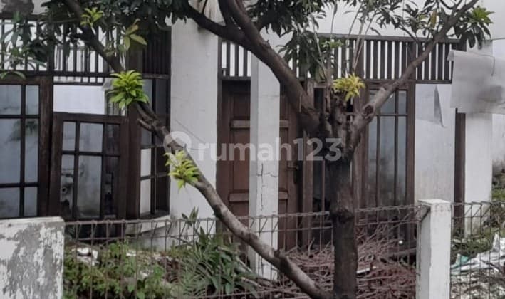 Rumah Tua (Hitung Tanahnya) di Daerah Pulo Sirih Taman Galaxi