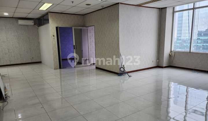 Disewakan Perkantoran Mitra Sunter Lt 15, Jl Yos Sudarso
