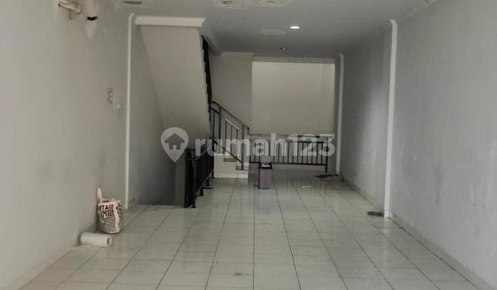Dijual Ruko 3 Lantai di Summagung Hadap Utara