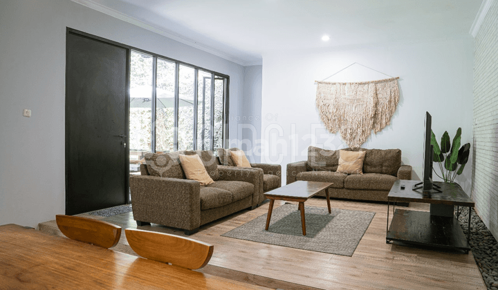 Rumah Design Modern 2 Lantai Didaerah Cipaku - Setiabudi