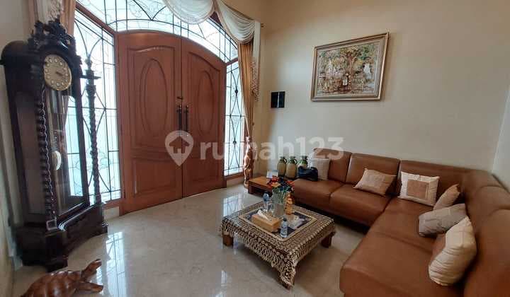 Rumah Menarik, Nyaman dan Mewah di Batununggal