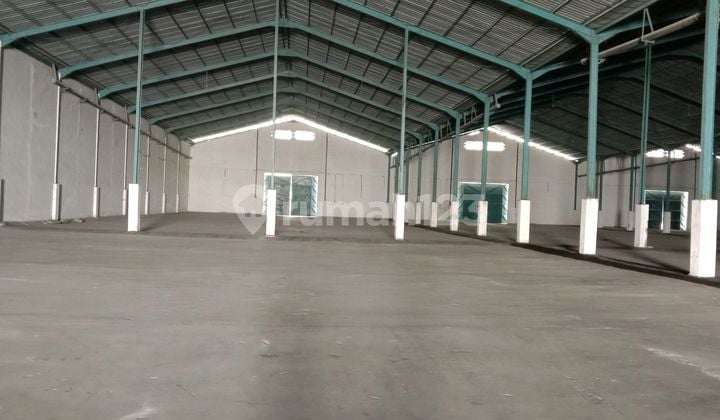 Warehouse for Rent in West Surabaya, Ideal Location Warehouse for Rent in West Surabaya, Ideal Location