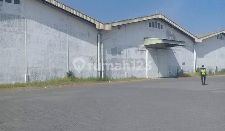 Disewakan Gudang siap pake di Gresik kota, Jawa timur