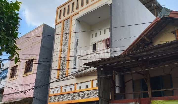 Rumah Kali Anyar Tambora Jakarta Barat