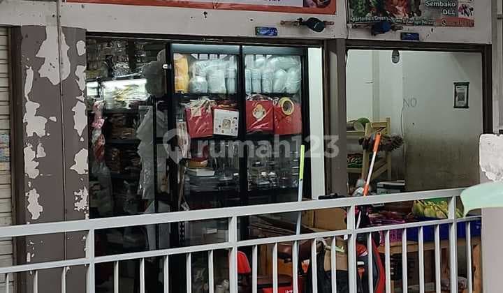 Kios Green Bay Pluit Karang Ayu Barat Pluit Penjaringan Jakarta Utara