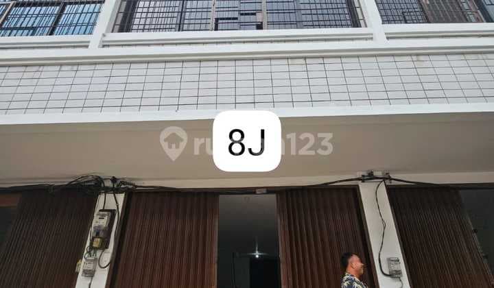 Ruko Gandeng Pluit Dalam Penjaringan Jakarta Utara