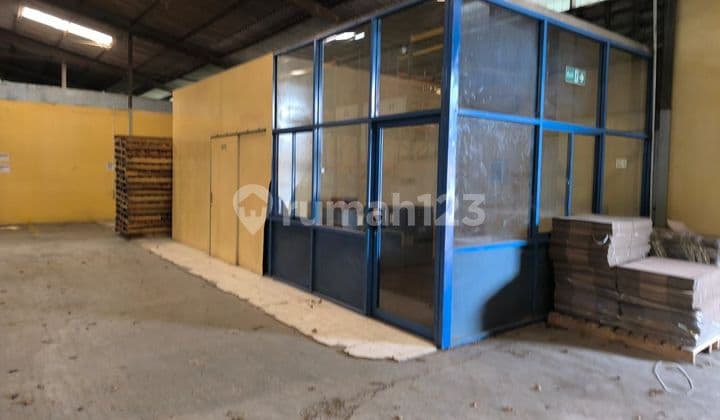 Gudang Siap Pakai Lokasi Strategis