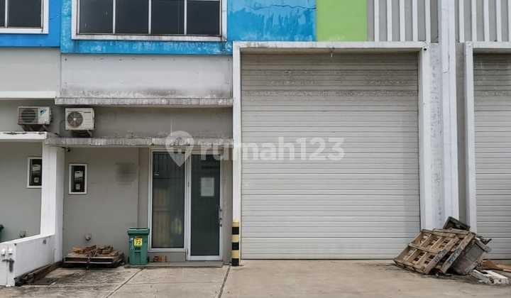 2 Year Lease Negotiable! Flood-Free, Warehouse, Near Toll Access 2 Year Lease Negotiable! Flood-Free, Warehouse, Near Toll Access