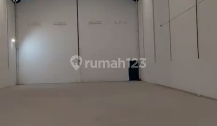 Gudang Ada Kantor, Siap Huni di Laksana Business Park Tangerang