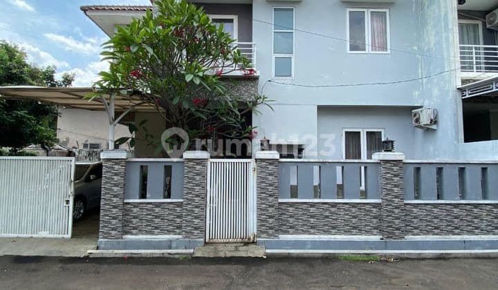 Rumah Pojok Bagus Tanah Luas di Cluster Strategis di Cipayung Jakarta Timur