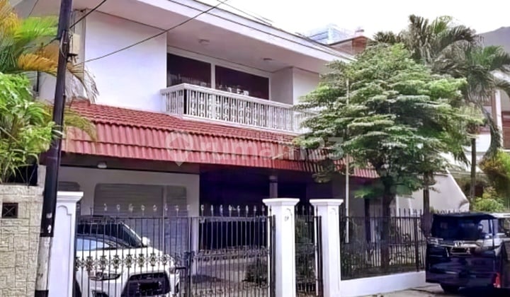 Rumah 2Lantai Clasik Area Komplek Menteri Jln Denpasar Kuningan Jakarta Sel