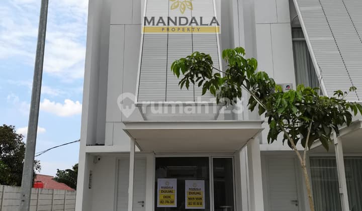 Dijual Rumah Hoek Baru Murah, Full Furnish Siap HUNI - BSD CITY