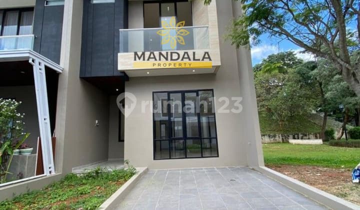 For Sale New House, Spacious Back Garden in Vanya Park BSD City