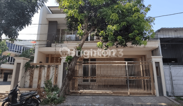 Graha Santosa minimalis baru hadap selatan dekat Griya Galaxy Nirwana