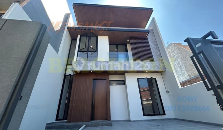 Manyar Kertoarjo New Modern Dekat Bonnet dan Pusat Makanan Surabaya Timur