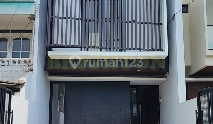 Pondok Nirwana new Minimalist Modern, just a step to Raya MERR.