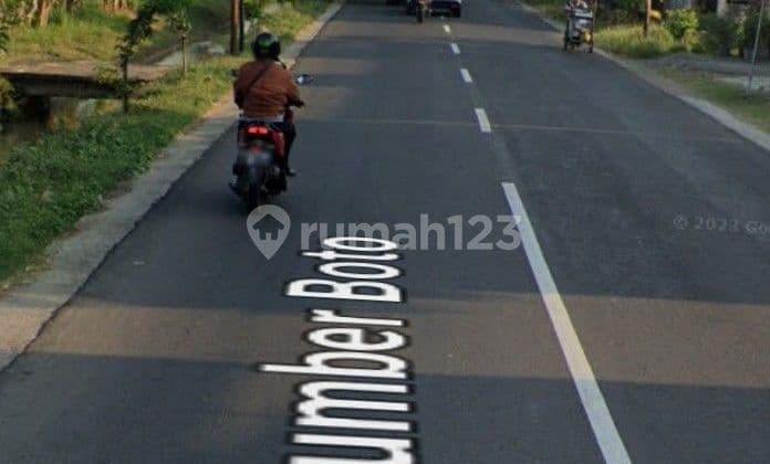 Dijual tanah industri di Sumber boto